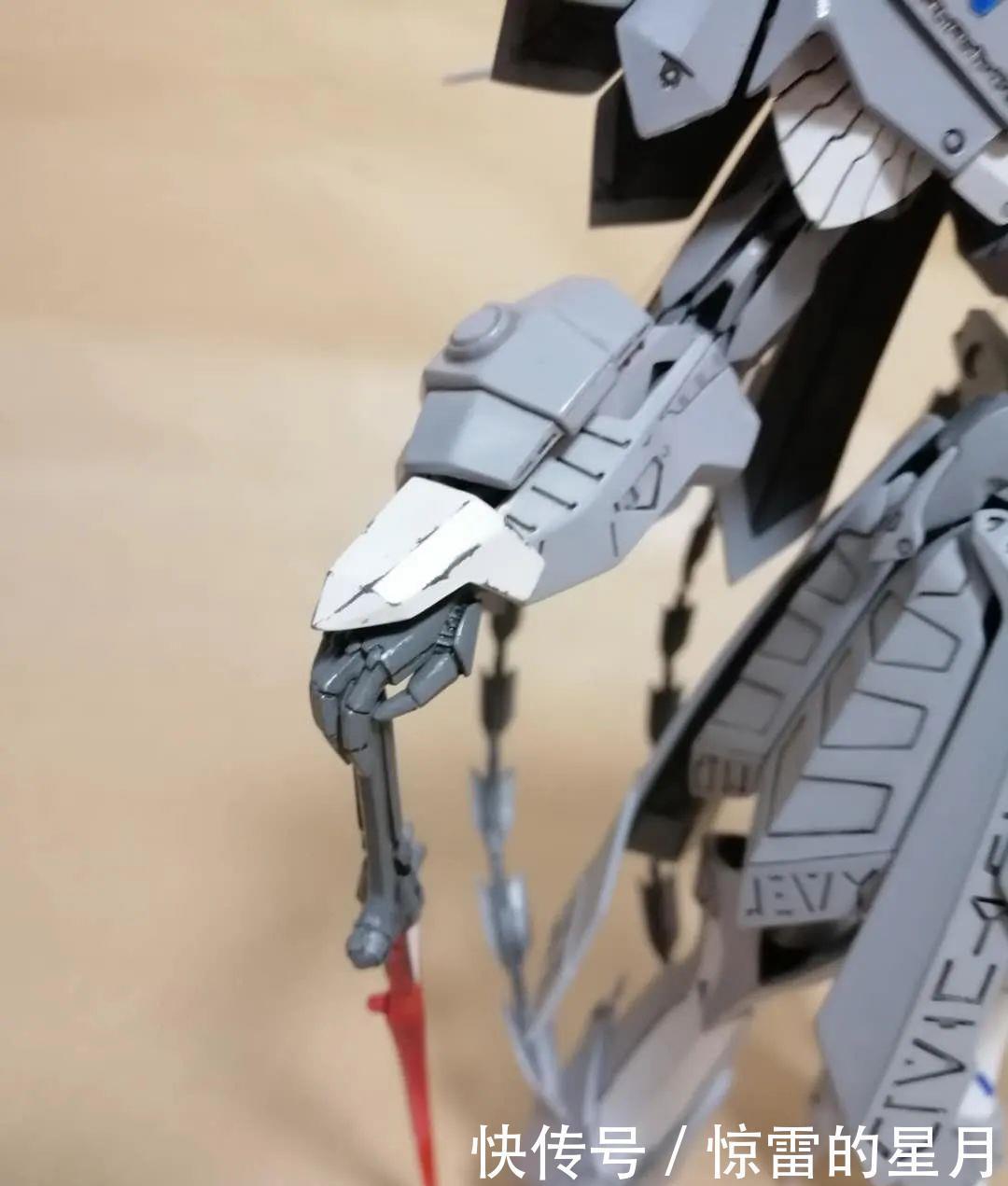 白模|高达模型秀带着GK白模来屠村,就问一句后浪们可怕不可怕!