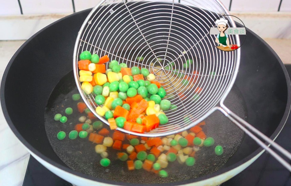 小朋友|90后妈妈给孩子做的“福袋”,在朋友圈火了,网友去蹭饭可以吗