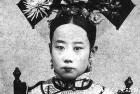 慈禧|晚清珍贵老照片：图2小女孩宫女选秀，图4袁世凯送慈禧生日礼物！