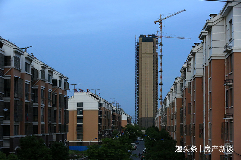 购房者|同一栋楼，为什么西户总比东户先卖完资深房产中介总结3个原因