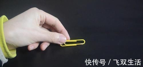 你家有回形针吗 这个用途太聪明了, 看完抓紧告诉家里人还不迟