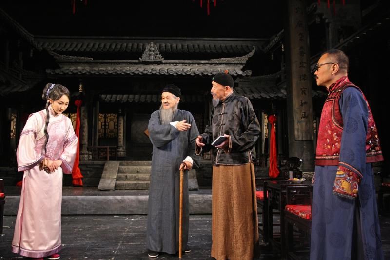 甲子园|“七一勋章”获得者蓝天野：为党和人民发好光和热