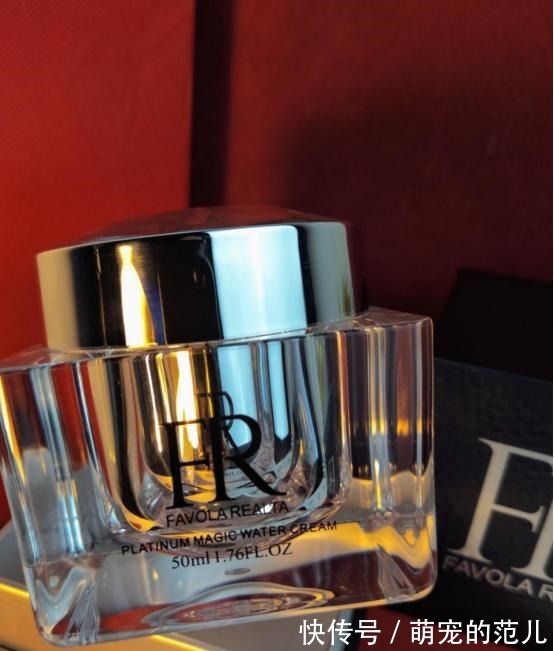 面霜 面霜推荐这些补水保湿面霜,温和补水美白,为肌肤补充源源水分!