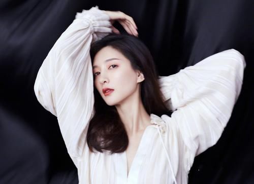 口红与肤色匹配表：选对口红色号，显白还招桃花，别再买错了！