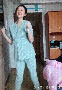 走红|“最苗条孕妇”走红,宫口开到两指跳舞催生,网友:太羡慕了