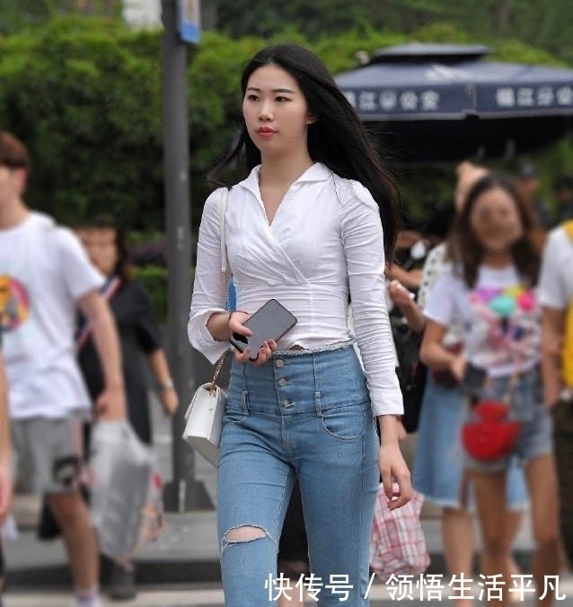 牛仔裤|牛仔裤带来与众不同的时尚气息,精美舒适自然,打造甜美迷人气质