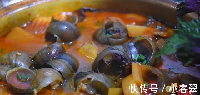 美食坊|酸笋田螺煲最好吃的做法，酸辣可口简单美味，看看你喜欢吃不？
