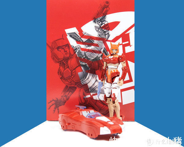 bet擎天柱的一生挚爱：变形金刚网飞限定 塞伯坦之战艾丽塔