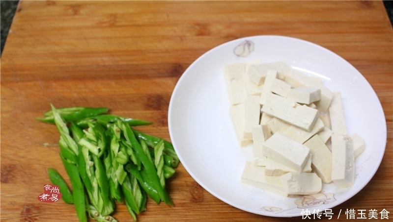 好吃|此食材是我家的“钉子户”，三天两头吃一顿，烹调百变好吃营养