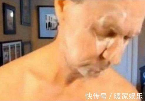 化妆|60岁大爷化妆成一美人,和年轻小伙约会,不仅没被发现还成功了