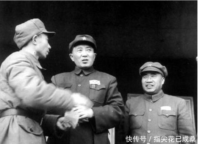 特批|北平解放后,主席亲点此人接管北平,特批能持枪进中南海!