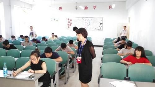  红楼梦|九月四六级的痛：背了红楼梦结果考了水浒传，12月还会接着痛吗？