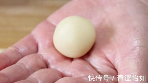 想吃这种肉酥饼不用买,方法跟比例告诉你,新手也能一次成功