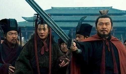 刘志|汉朝皇帝专爱偷大臣家的东西,大家认为他贪玩时,他却干了件大事