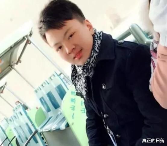 《变形记》农村爷爷去世，之前男主公发文太冷漠，网友吐槽太幼稚