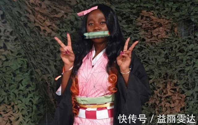 cospl黑人女孩cos祢豆子被喷，只因肤色问题，就要剥夺一个人的爱好？