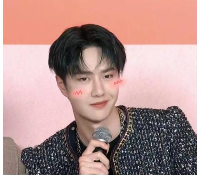 家族|王一博“綠色環(huán)保”家族演唱會(huì)，一曲《無(wú)感》扭到你心里了沒(méi)？