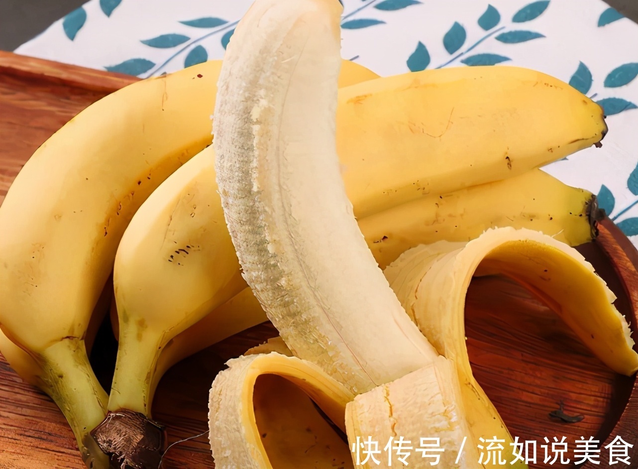 香蕉作为水果太寻常，但皮却是养花的好东西！