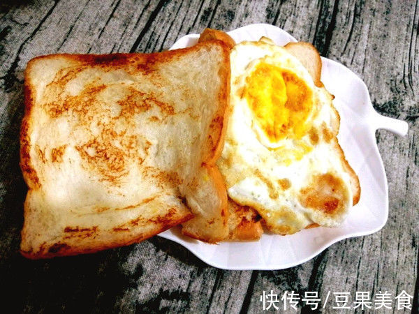 出门太急，只需两分钟完成的营养早餐