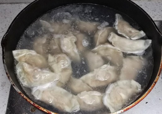 用它来包饺子,便宜实惠又香浓多汁