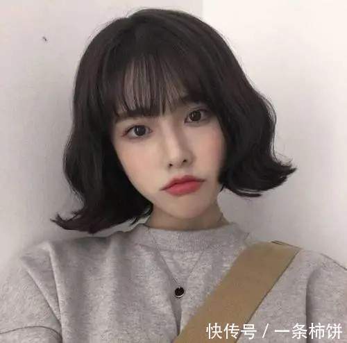 头发 发型长型篇:你是哪一种长脸?适合什么发型?学会变迷你脸哦!