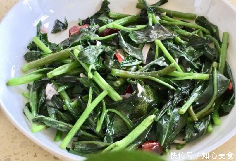 天然“补血菜”找到了，每天炒一盘，补血养颜，脸色越来越红润