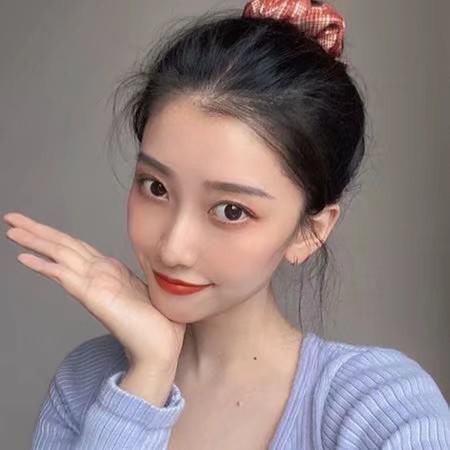 发型|女生这几种发型留久了,发际线会上移,你的发型是这样的吗