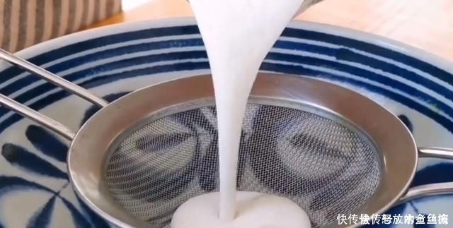 1碗大米加2个鸡蛋,不煮饭,不烙饼,出锅瞬间被扫光,比吃肉还香