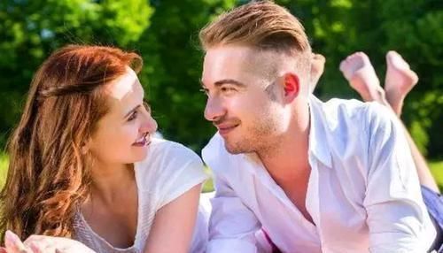 绝经|女人在绝经前，身体一般有这4个症状，尤其第一个，自己最易发现