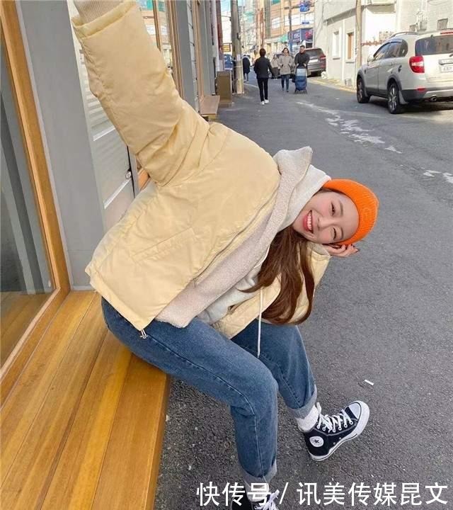 气质|秋冬穿羽绒服,别老是穿黑色了,试试这几种减龄色,时髦还显气质