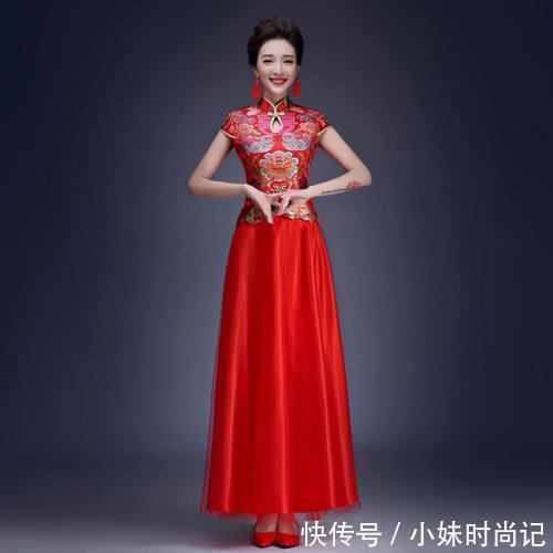 蕾丝|新娘敬酒服怎么选才能凸显新娘气质?