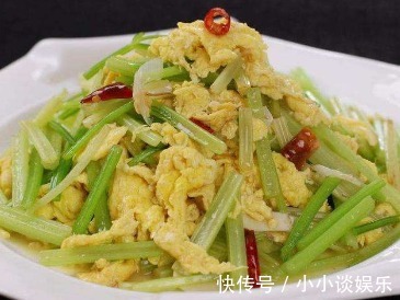 芹菜炒鸡蛋|女性不想浑身赘肉,常吃此菜,燃脂减小腹,比同龄人都显年轻