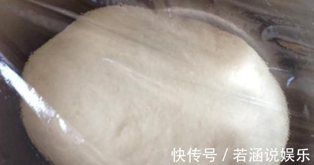蒸馒头|没有酵母也能蒸馒头,只需加点它,家家户户都有,面团轻松发满盆