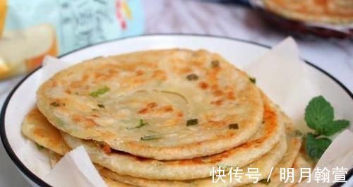 葱油饼|葱油饼最好吃的做法,层层酥脆,做法简单,学会就去摆摊