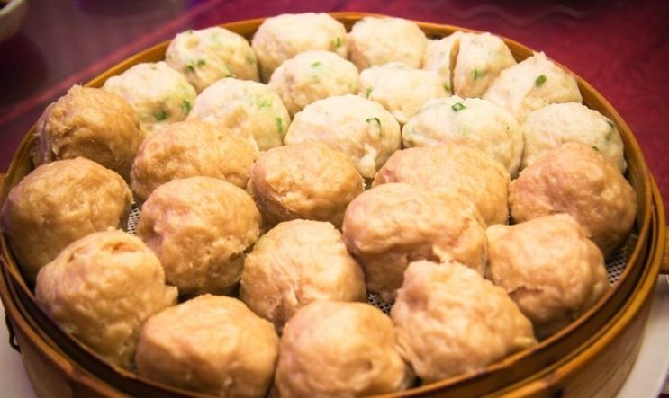 游客最爱的"石城肉丸",润滑鲜嫩,风味美食,能提高身体免疫