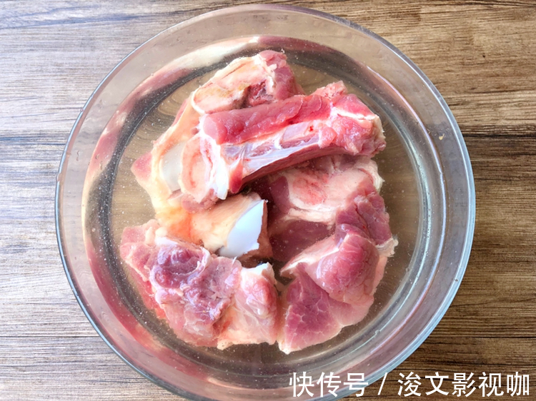 美味|筒骨和它是绝配，营养美味又补钙，孩子常吃身体棒