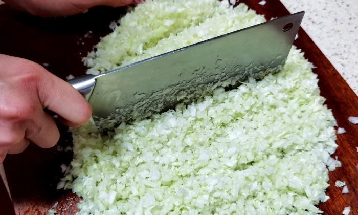 包白菜饺子,记住老师傅的“2放2不放”,饺子鲜嫩多汁,特好吃