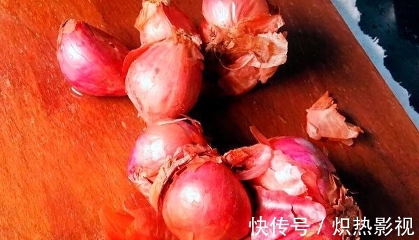 吃肉的季节来了,五花肉蒸芋头,你馋了吗?