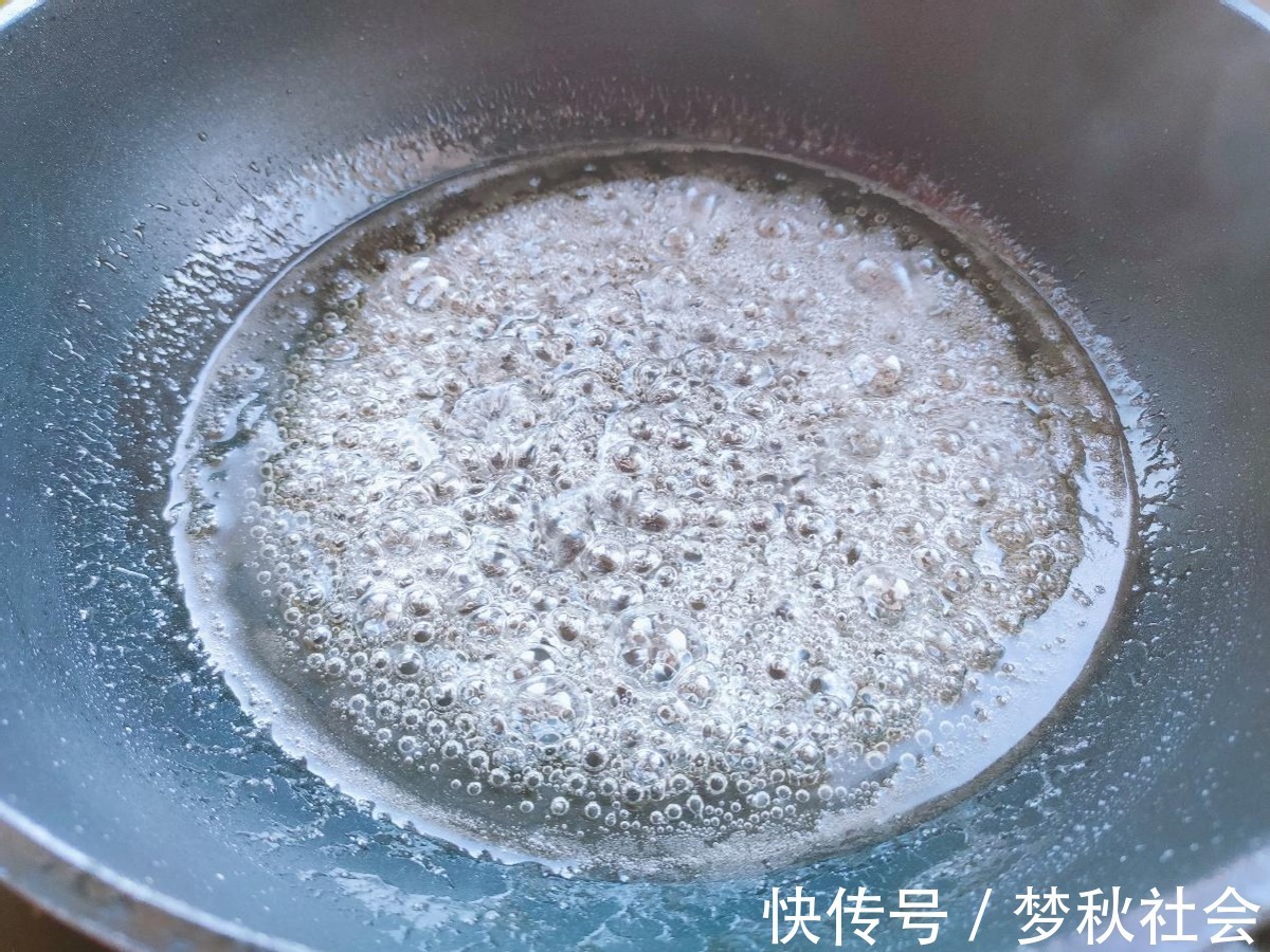 冰糖块|自制琥珀核桃,香甜酥脆,大人小孩都爱吃,比买的还好吃