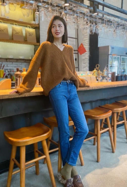 下半身|针织衫搭这3种下装,显瘦显高又有气质,冬天让你美出新高度!
