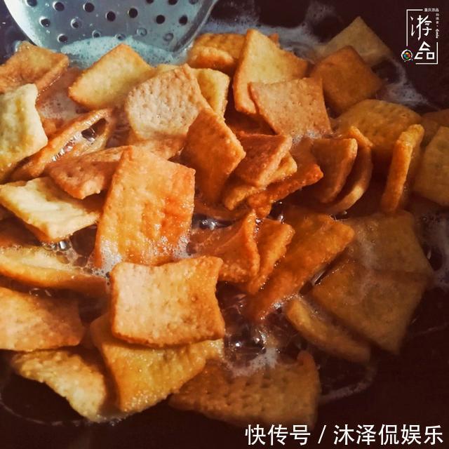  原料|小米锅巴制作详解原料便宜操作简单，可第一步就耗费了整整一夜