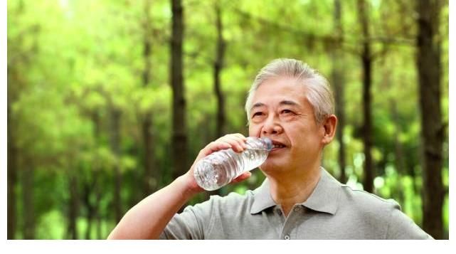 血管|82岁院士提醒:脑供血不足的人,少吃3种食物,或能养护血管