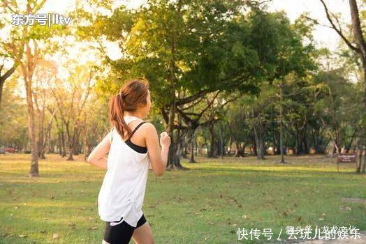 排出|出汗的十大惊人好处,走跑步去