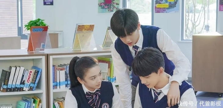 《拜托了班长》首播,夏之光代露娃焉栩嘉互动有趣,让人笑不停!