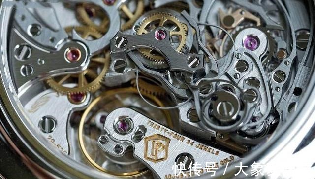 牛仔裤","m":"73ccc5d6d4cf97fd3b31486bde4043bc76f0fd2c","nlabel":"stat_3048107060:zm.news.so.com:5pyA576O5aWz5Lq65b+D,pageType_zmt,glevel_3","ntag":"tfashion;sfashion_时尚;kfashion_1:时尚;kfashion_1:牛仔裤;call_P:全类:时尚