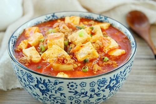 天冷来上这一锅热乎乎的炖豆腐，荤素一锅出，营养美味又暖胃