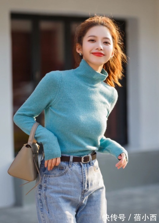 穿搭|建议多穿“针织衫”,选择这4种颜色,搭配半身裙、牛仔裤很时髦