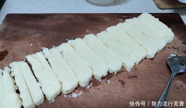 这道简单美食“炸鲜奶”,我居然花了三四天的功夫