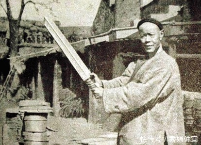 中国最后一位刽子手,不听师父劝告砍300人首级,因此晚景凄凉