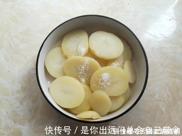胡萝卜|自从学会土豆这吃法,我家一周吃掉20斤,比包子馒头好吃又好做